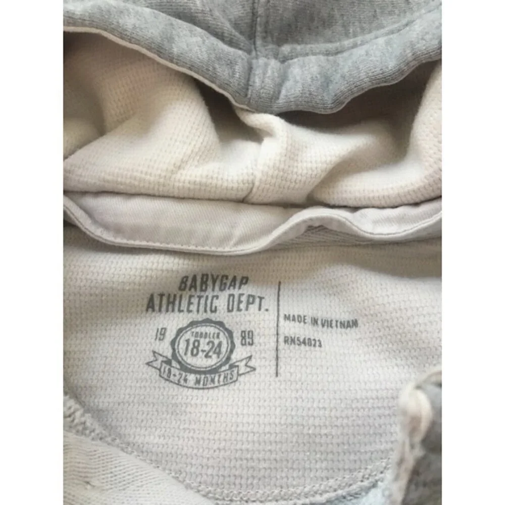 Baby Gap Thick Sweatshirt Size 18-24 M